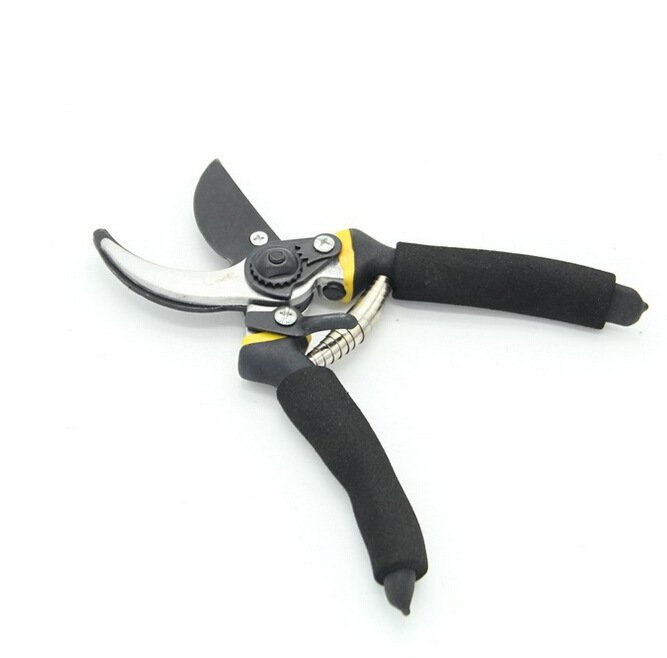 7a379307-2a84-4a95-8fb5-baa758c0eba7.jpg Garden Shears Fruit Tree Shears Pruning Shears - Image 1